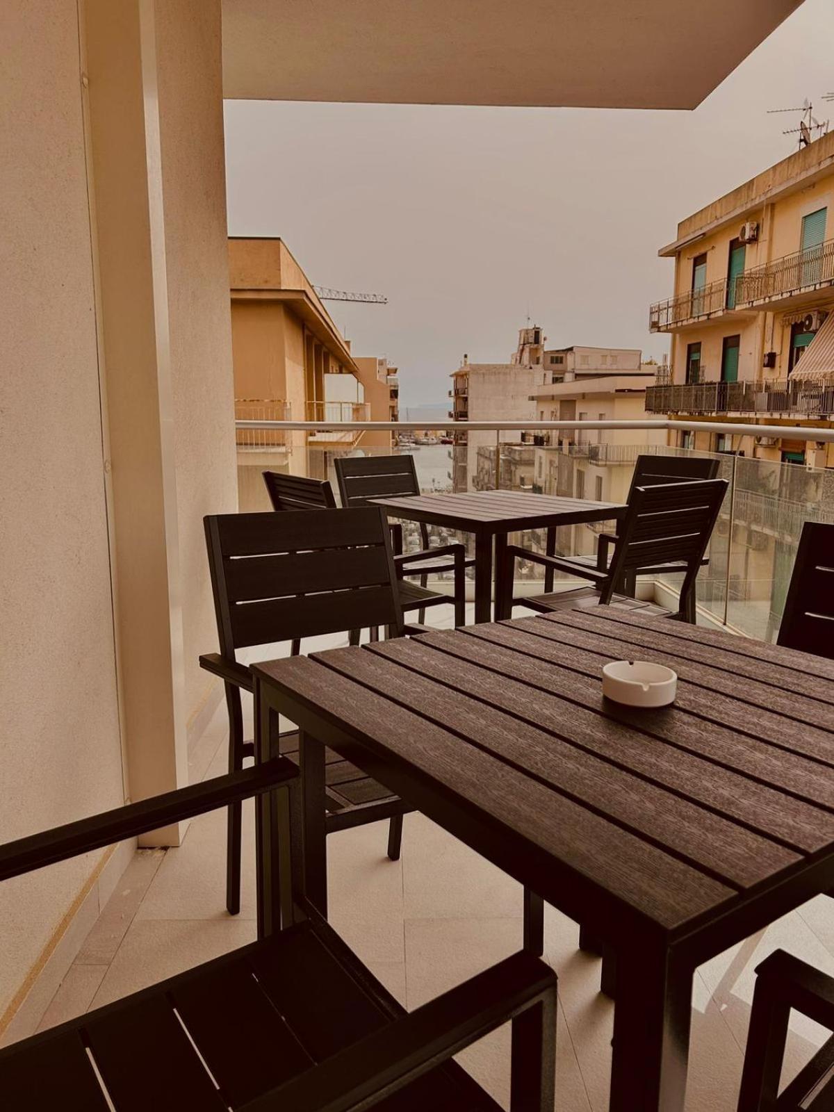 Aqua Marine B&B - Rooms And Apartments Milazzo Kültér fotó