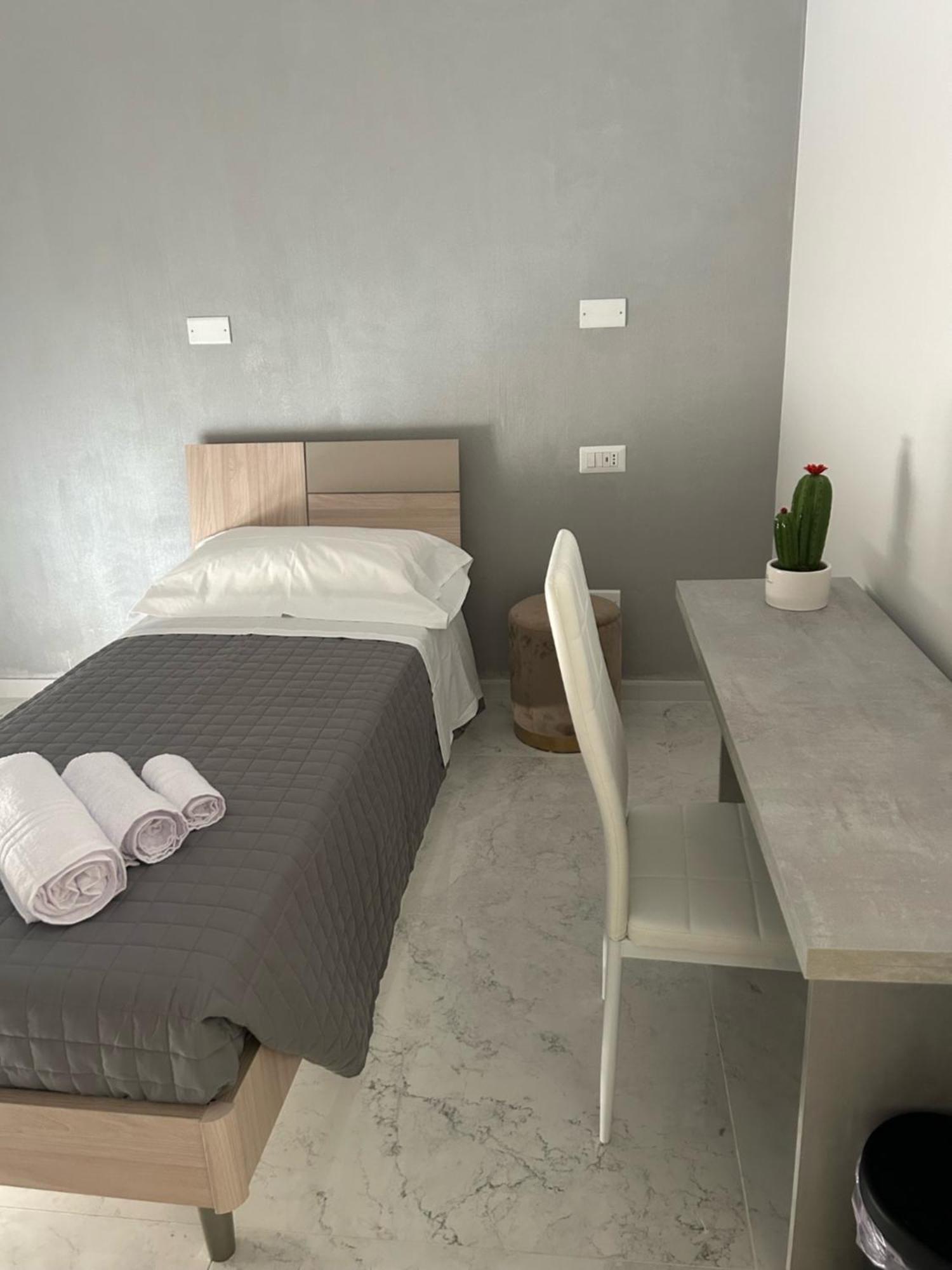 Aqua Marine B&B - Rooms And Apartments Milazzo Kültér fotó